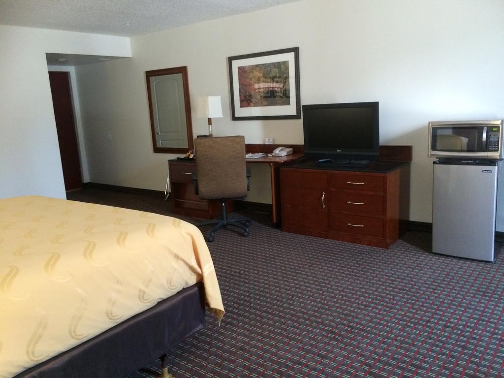 Quality Inn Acworth Bagian luar foto