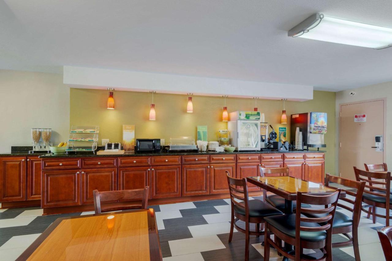 Quality Inn Acworth Bagian luar foto