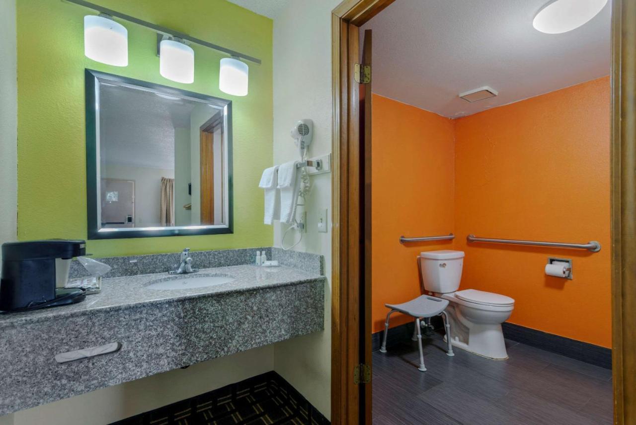 Quality Inn Acworth Bagian luar foto