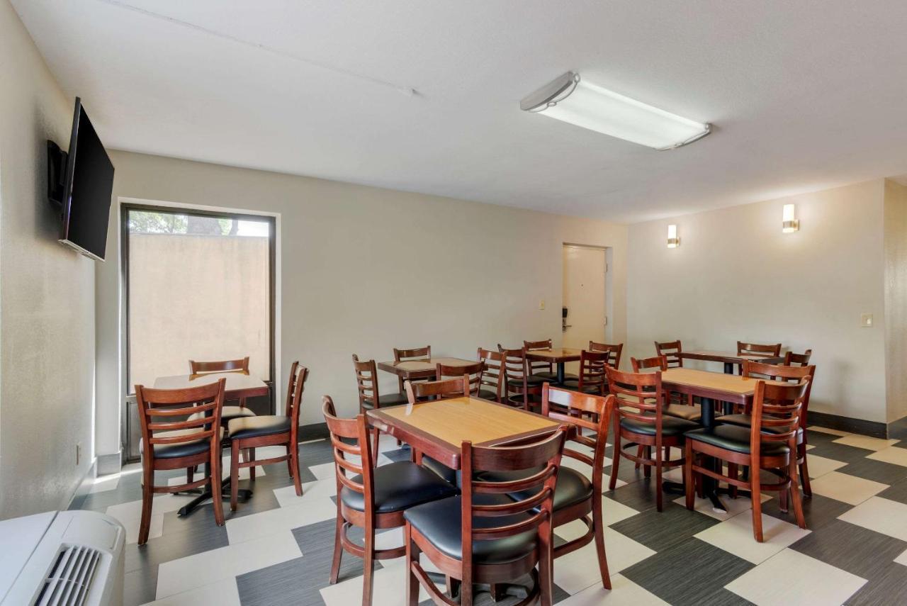 Quality Inn Acworth Bagian luar foto